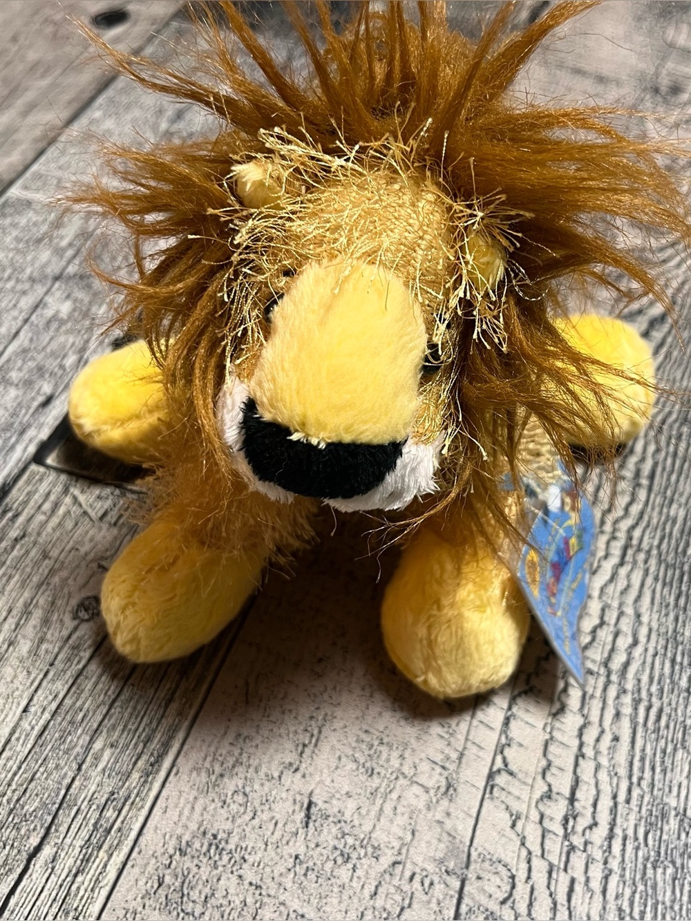 Webkinz lion with code